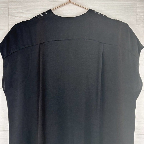 Vince Black Shift Dress Size 4 Cap Sleeve V-Neck Embroidered Pleated Front - Picture 8 of 16